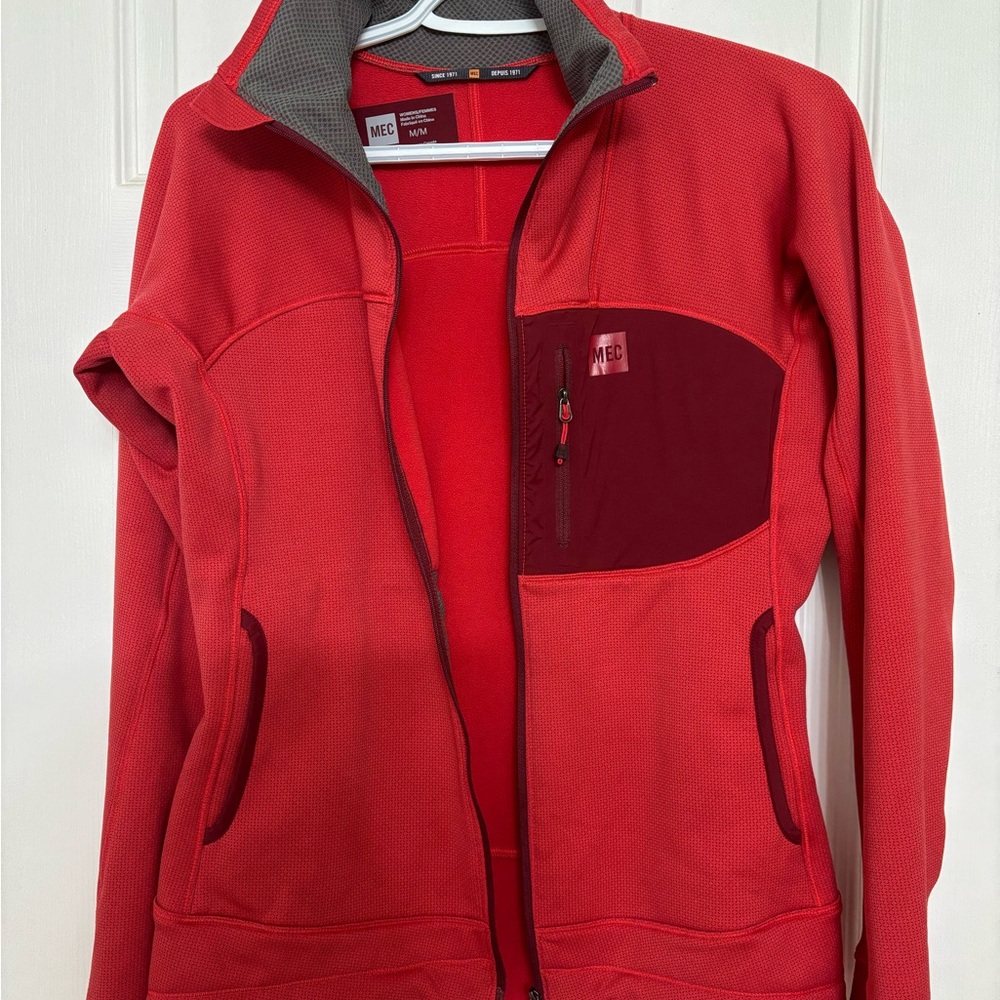 MEC Women's Vibrant Red Ski Jacket